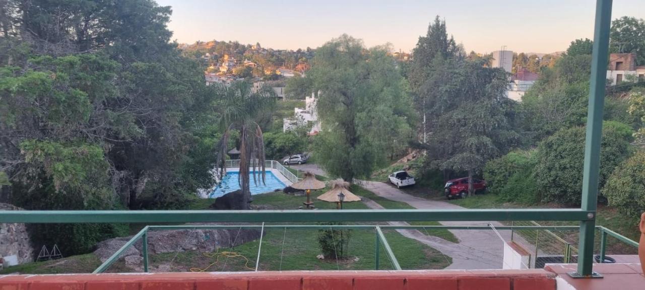 Departamentos Carlos Paz Bajada Al Lago Villa Carlos Paz Eksteriør bilde