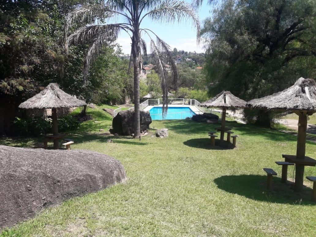 Departamentos Carlos Paz Bajada Al Lago Villa Carlos Paz Eksteriør bilde
