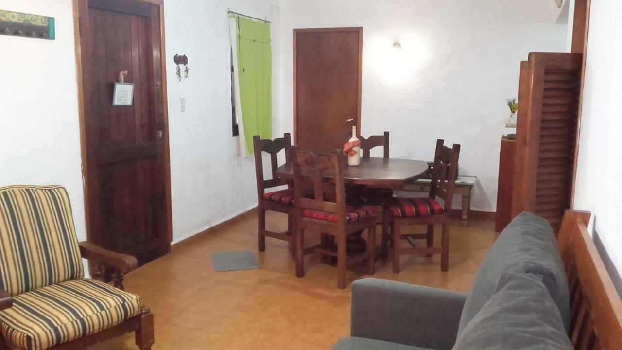 Departamentos Carlos Paz Bajada Al Lago Villa Carlos Paz Eksteriør bilde